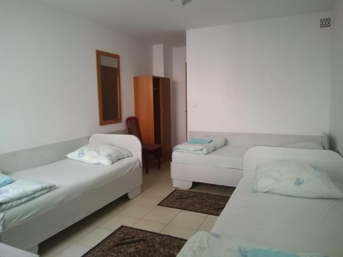 Hostel Malva Ломянки Экстерьер фото